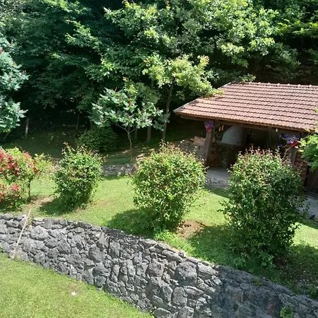 Vikendica Volar * פריידור