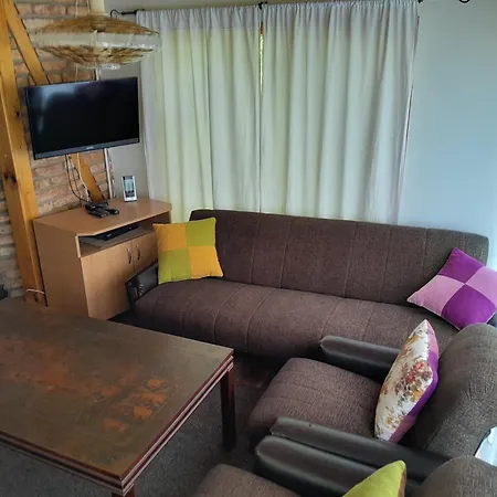 Vikendica Volar בית נופש *