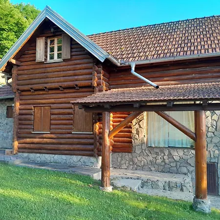 Vikendica Volar בית נופש